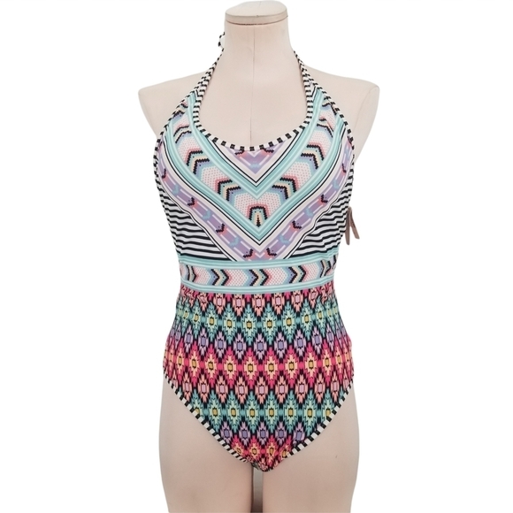 Victoria's Secret Other - Victoria's Secret NWT Cut-Out One Piece Swimsuit Size L